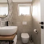 Lägenhet Luxury D - Two Bedroom With Terrace A1