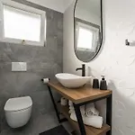 Lägenhet Luxury D - Two Bedroom With Terrace A1