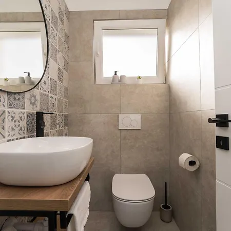 아파트 Luxury D - Two Bedroom With Terrace A1