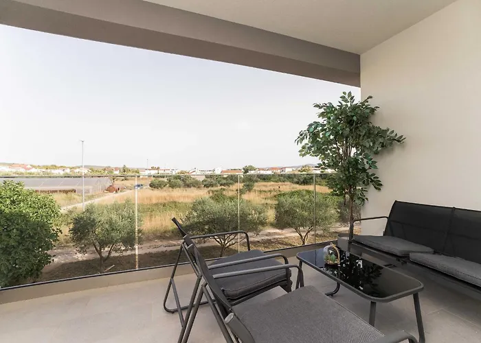 Luxury D - Two Bedroom With Terrace A1 아파트 비빈제
