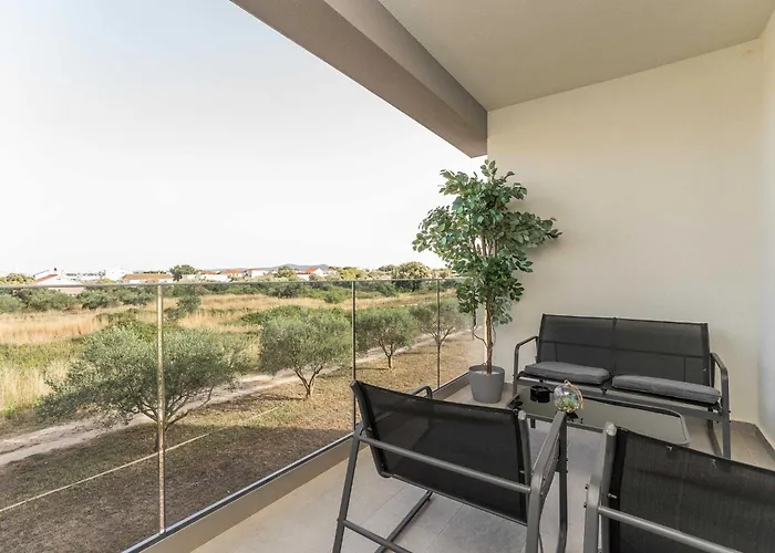 Luxury D - Two Bedroom With Terrace A1 아파트 비빈제